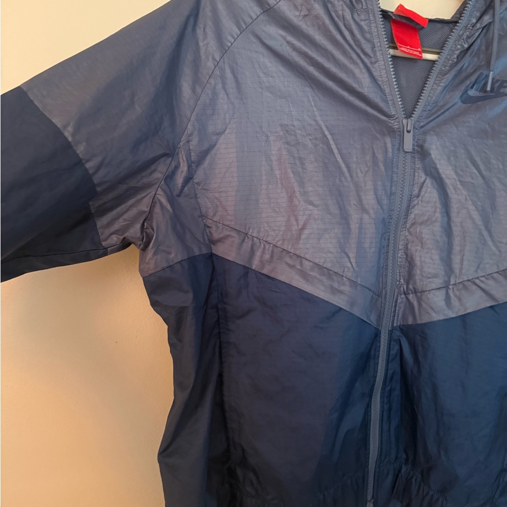 Two Toned Nike Windbreaker - Picture 3 of 6